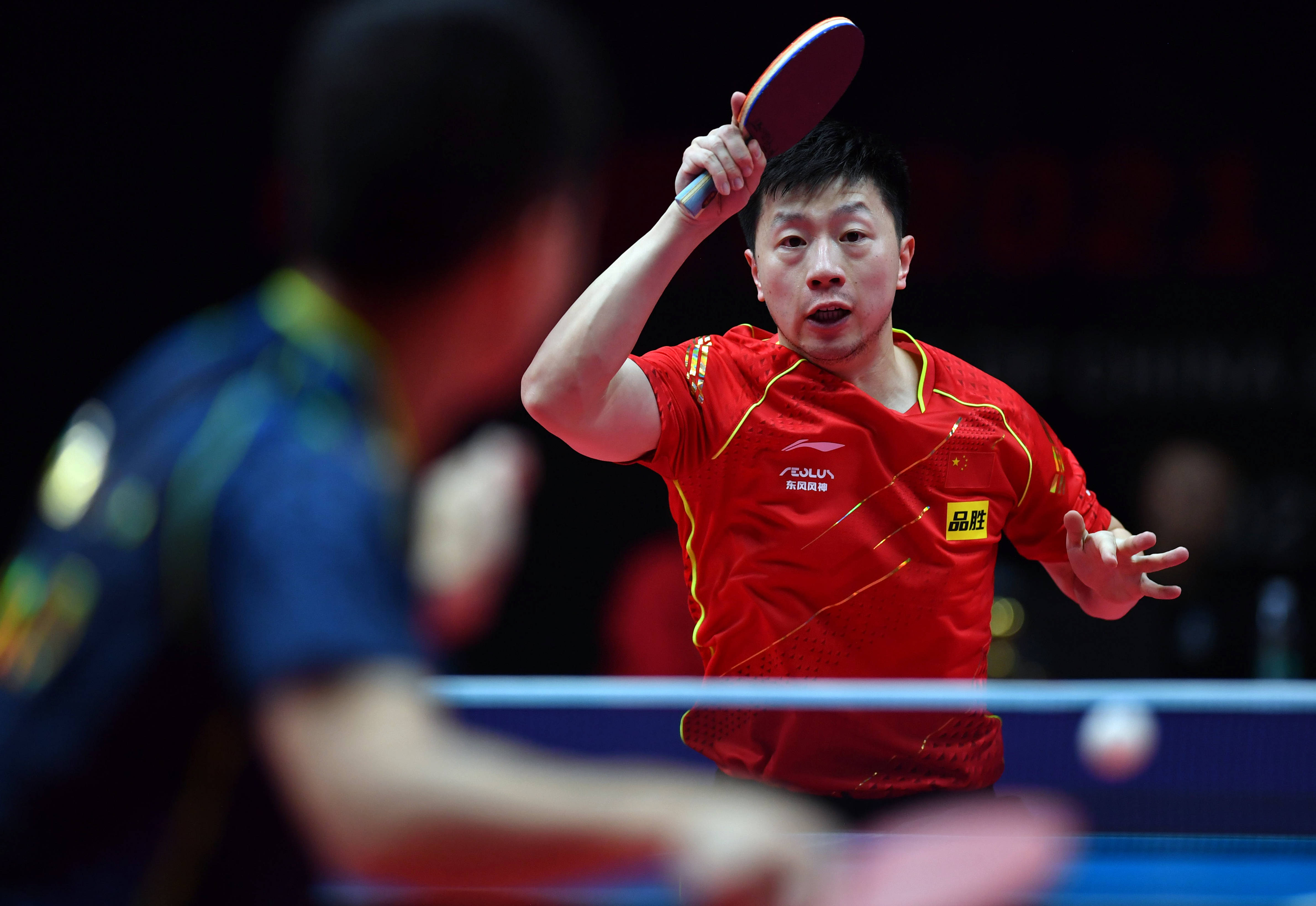 台上崭露头 台上崭露头