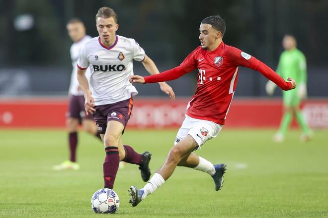 他总是拥有 他总是拥有